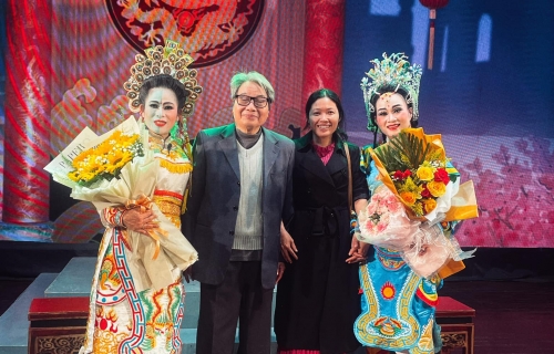 BIỂU DIỄN KHAI XUÂN VỞ TUỒNG 
