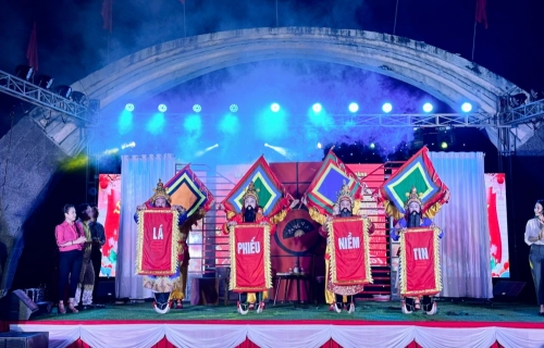 Biểu diễn tuyên truyền, cổ động cho bầu cử đại biểu Quốc hội khóa XVI và đại biểu HĐND các cấp nhiệm kỳ 2026-2031