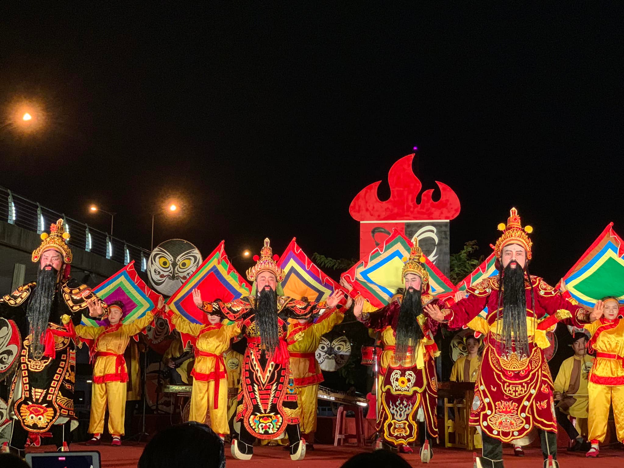 CHƯƠNG TRÌNH NGHỆ THUẬT 